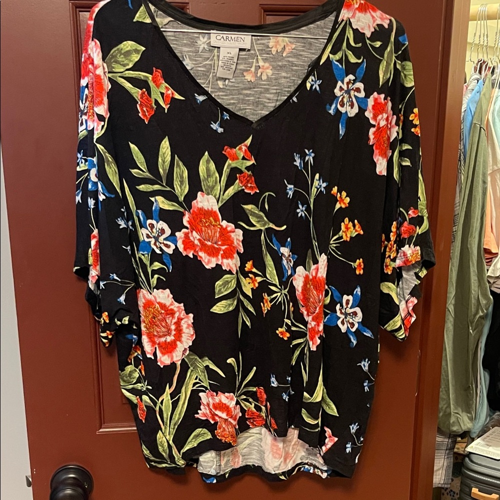 Canari Black Floral Women's Blouse